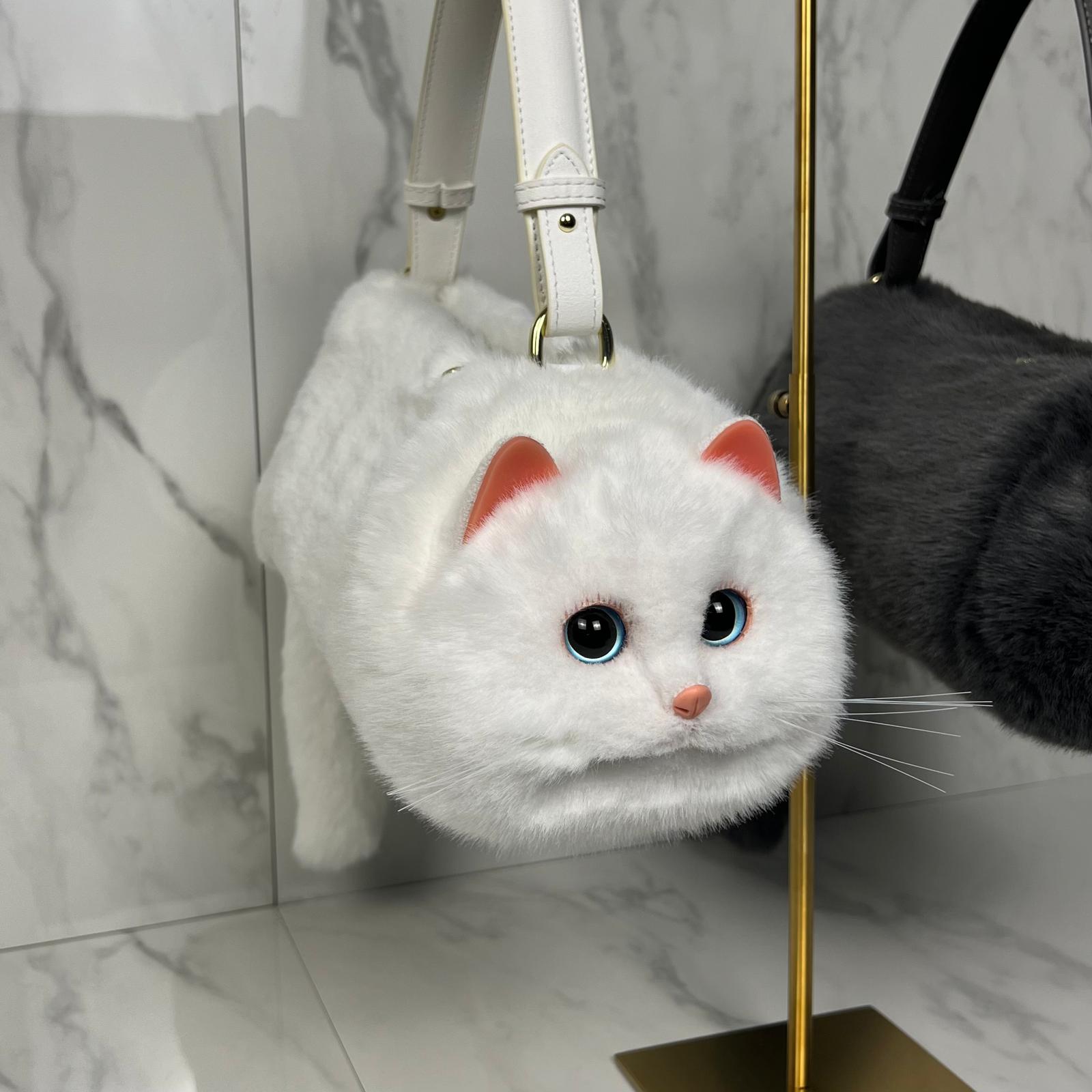 Ultra-softRealistic Cat Handbag