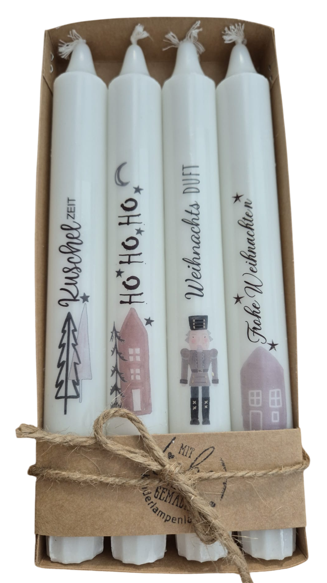 Adventskerzen Set Weihnachten mit Nussknacker & Sprüchen – 4 Stabkerzen