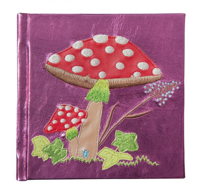 Room Seven Notizbuch Pilz