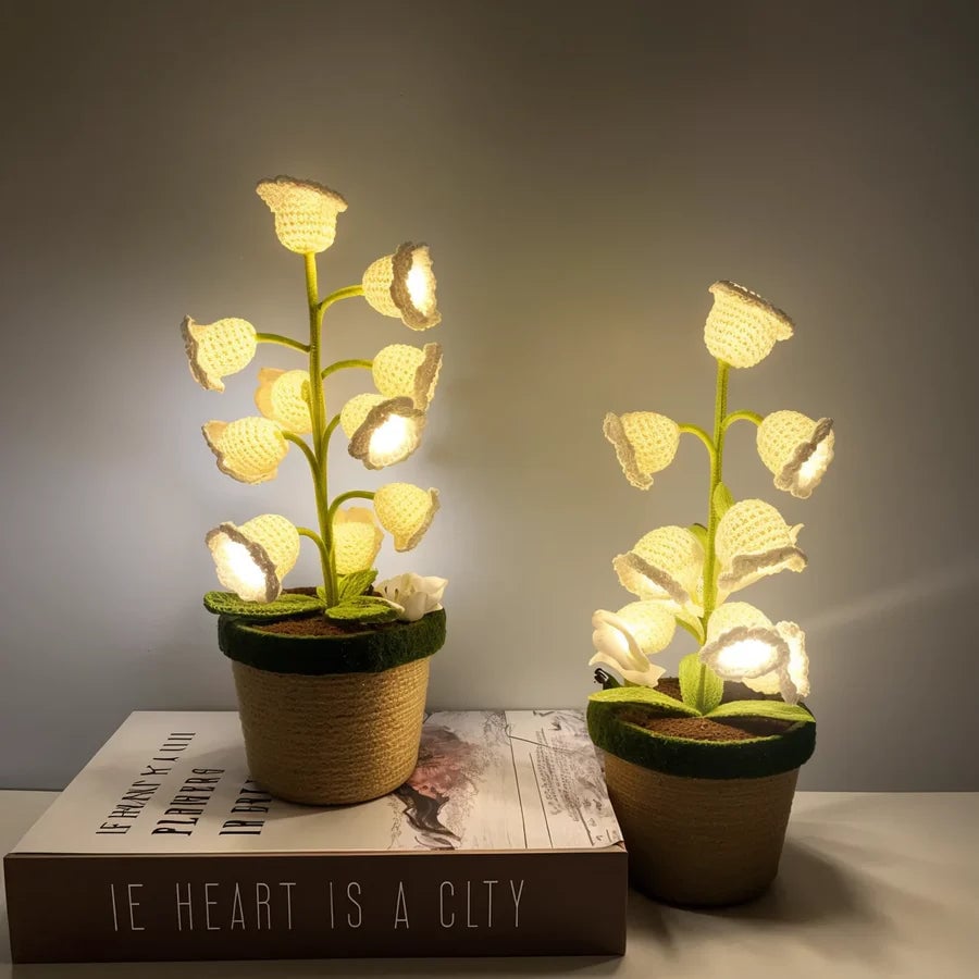 Knitted Bellflower Potted Light – Dreamy Aesthetic Room Decor
