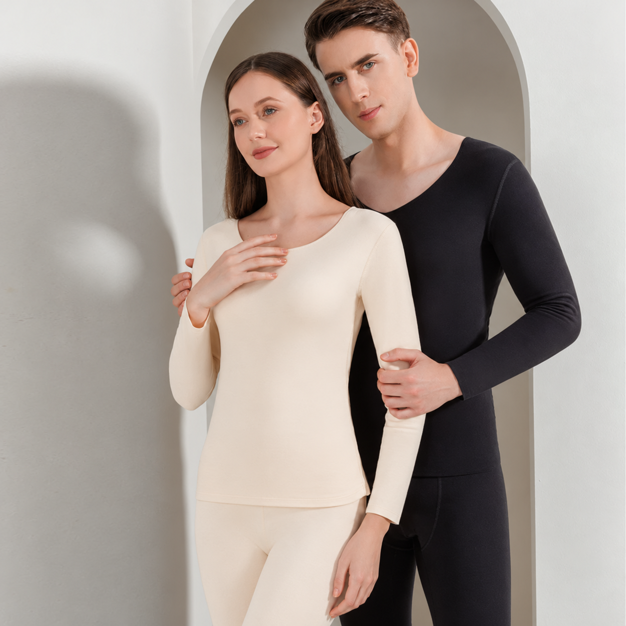 Crew-Neck Long-Sleeve Base-Layer Set; supplier advertising cleaned with AI assistance.