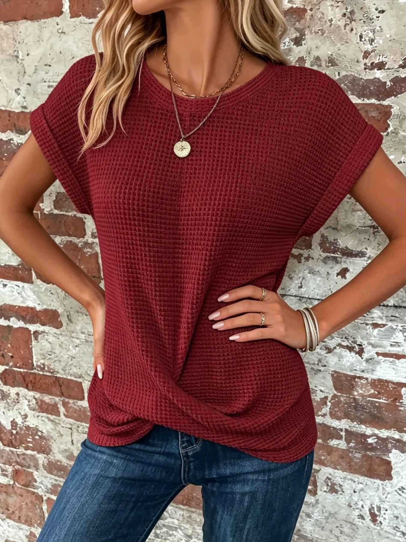 Women's Fashionable Casual Minimalist Loose Round Neck Short Sleeve Top, Rolled Sleeves & Twisted Design, Summer Top, Suitable for Commuting, Camping, Travel & Daily Wear Women's Fashionable Casual Minimalist Loose Round Neck Short Sleeve Top, Rolled Sleeves & Twisted Design, Summer Top, Suitable for Commuting, Camping, Travel & Daily Wear