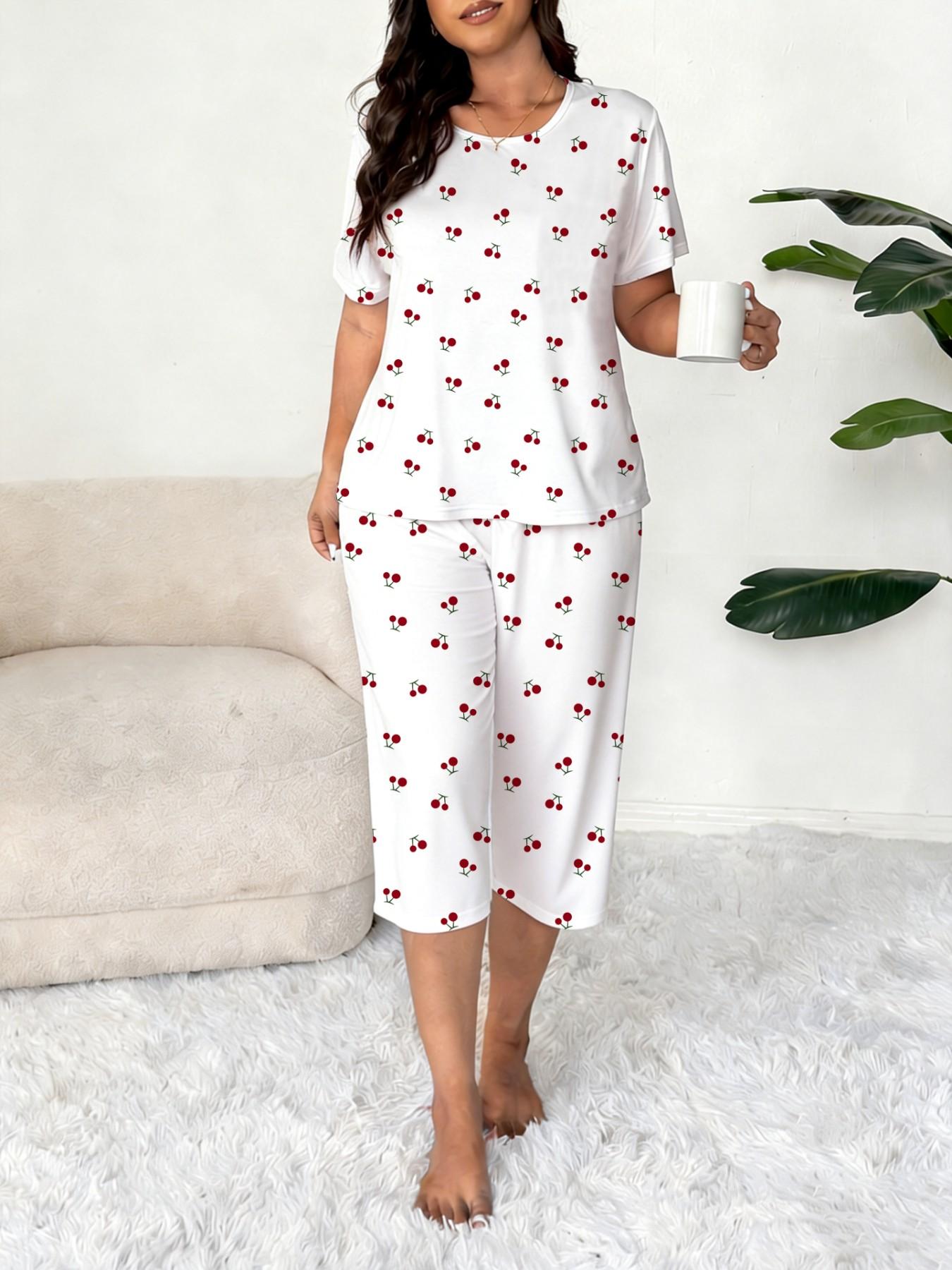 Plus-Size Women's Cherry Print Round Neck Short Sleeve Top and Capri Pants Set, Casual Pajamas Set, Comfortable Sleepwear