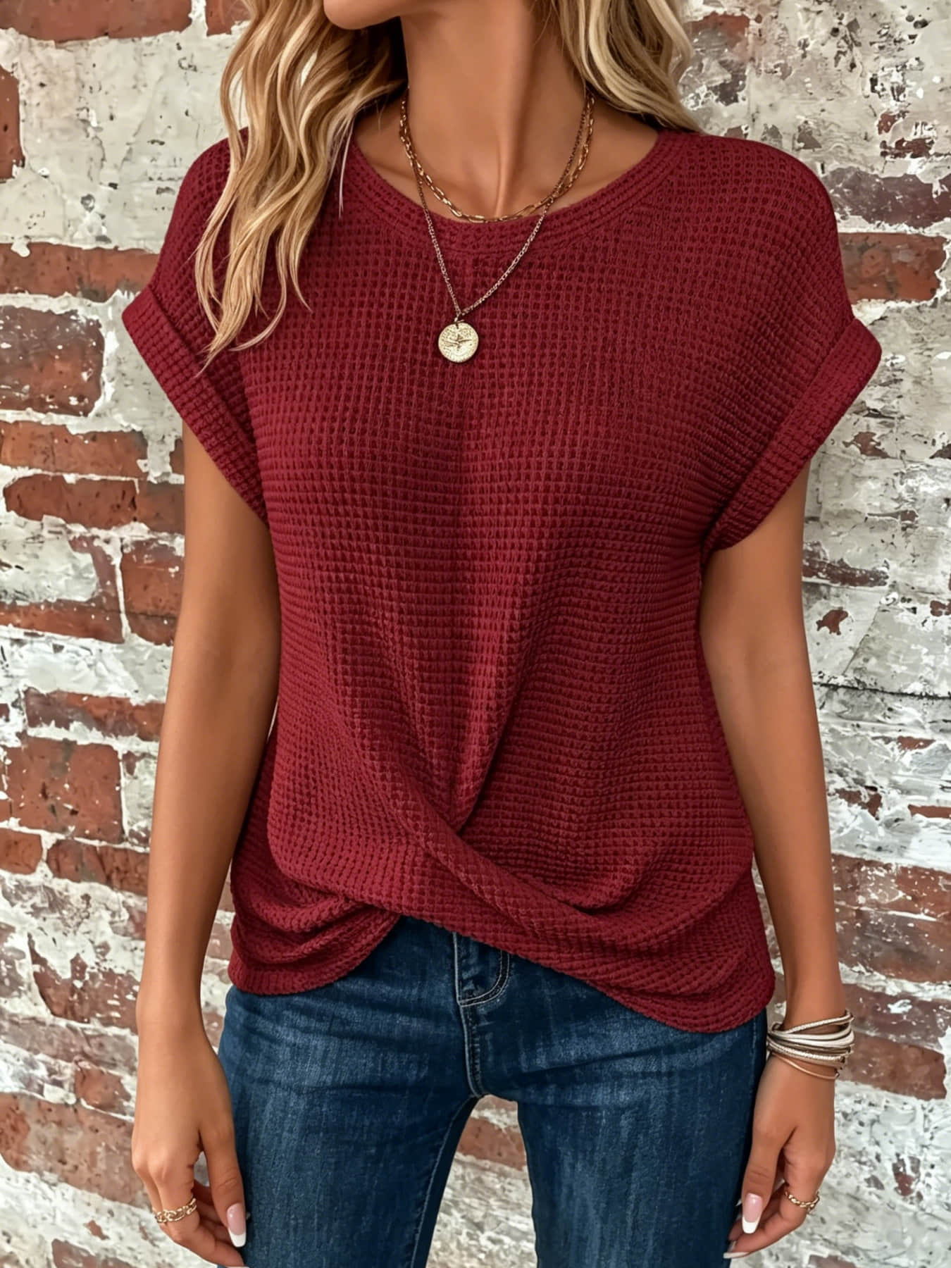 Women's Fashionable Casual Minimalist Loose Round Neck Short Sleeve Top, Rolled Sleeves & Twisted Design, Summer Top, Suitable for Commuting, Camping, Travel & Daily Wear Women's Fashionable Casual Minimalist Loose Round Neck Short Sleeve Top, Rolled Sleeves & Twisted Design, Summer Top, Suitable for Commuting, Camping, Travel & Daily Wear