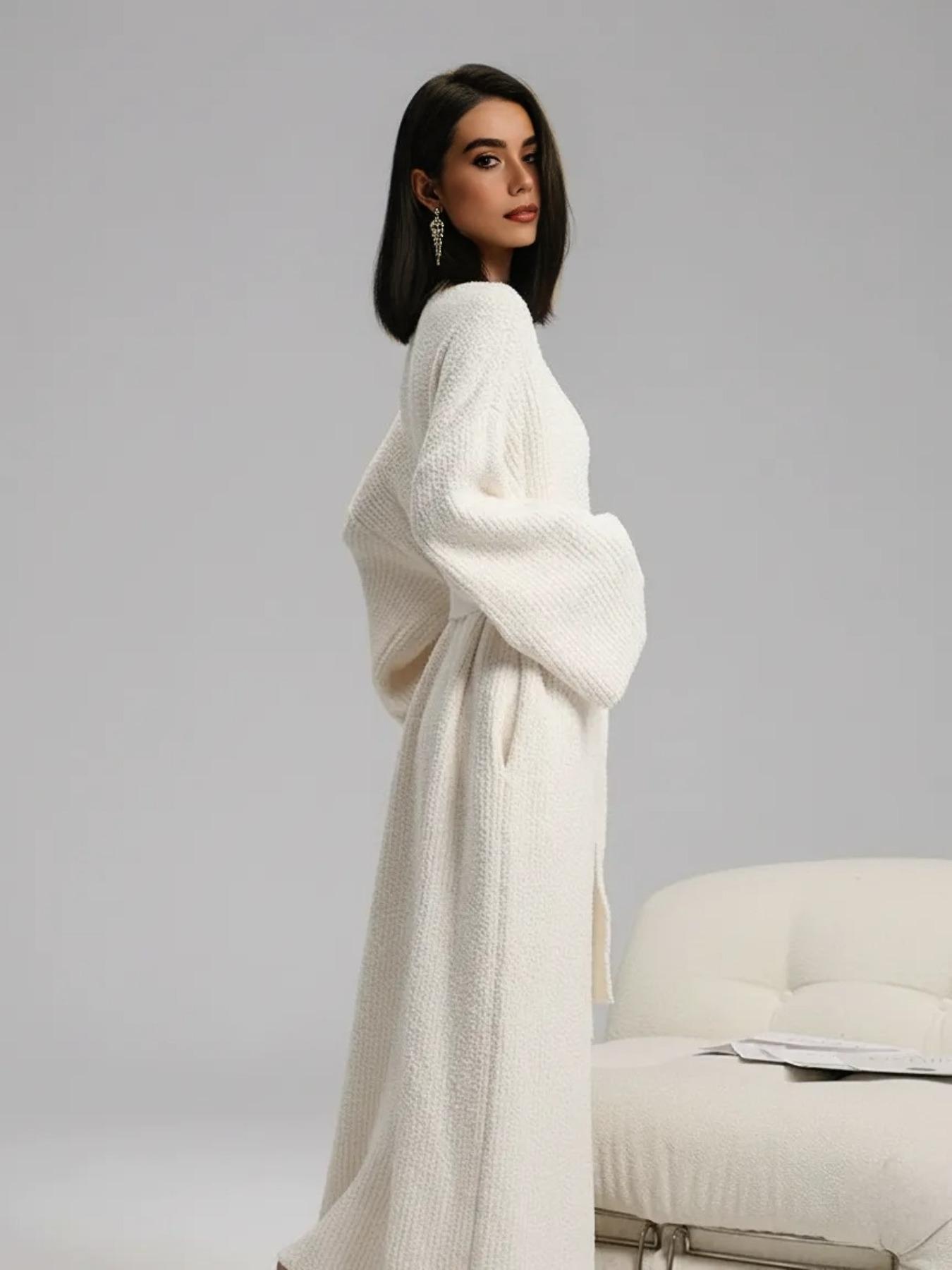 [COZY Soft Plush Feel] Women's Double-Sided Fleece Robe｜Thickened Long Plush Loungewear｜Warm Flannel Pajamas Nightwear for Fall & Winter｜Soft, Cozy, and Wearable Indoors & Outdoors