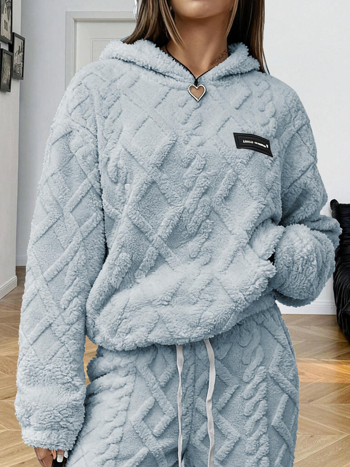 Women’s Minimalist Solid Long-Sleeve Nylon Hooded Sweatshirt - Drawstring Closure, Soft Plush Fleece Lining, Loose Fit Casual Tops & Clothes for Cool-Temperature Indoor Daily Use, Outdoor Activities
