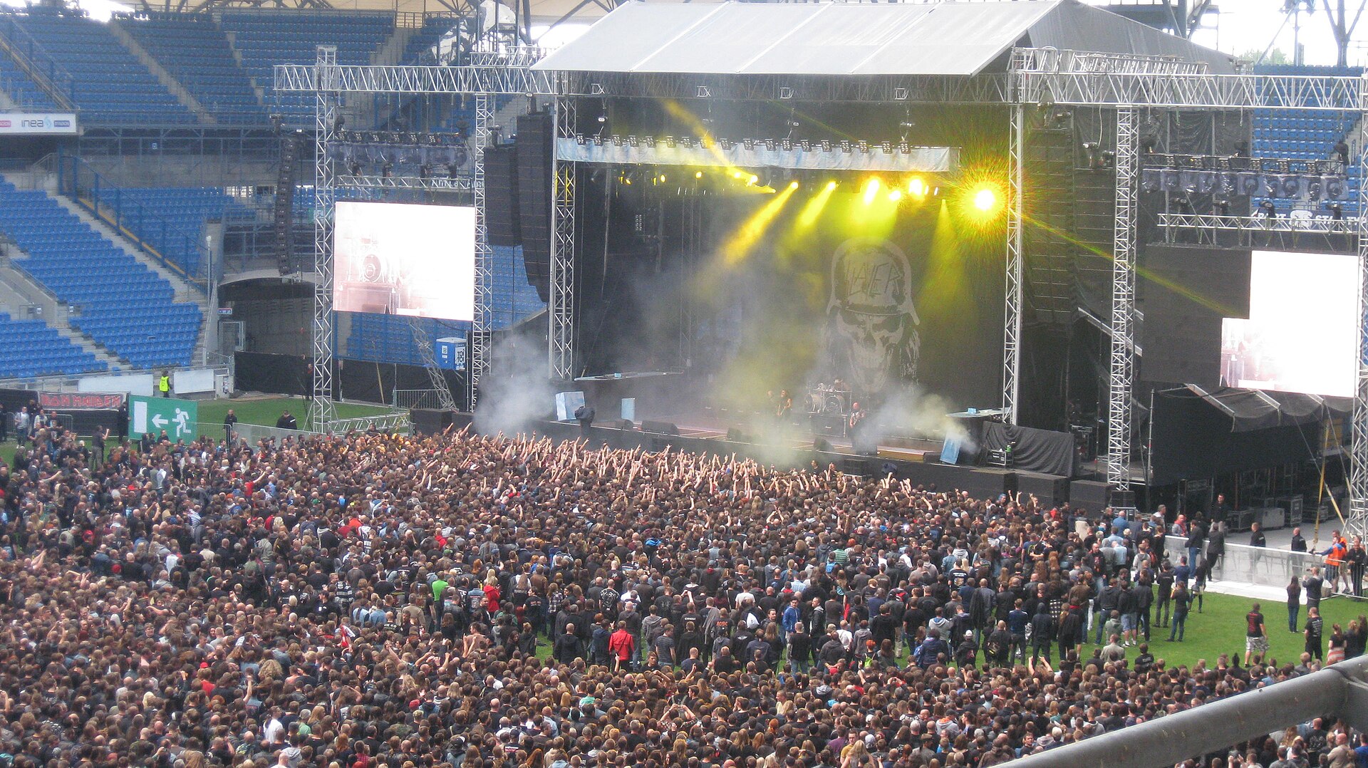 Slayer concert atmosphere