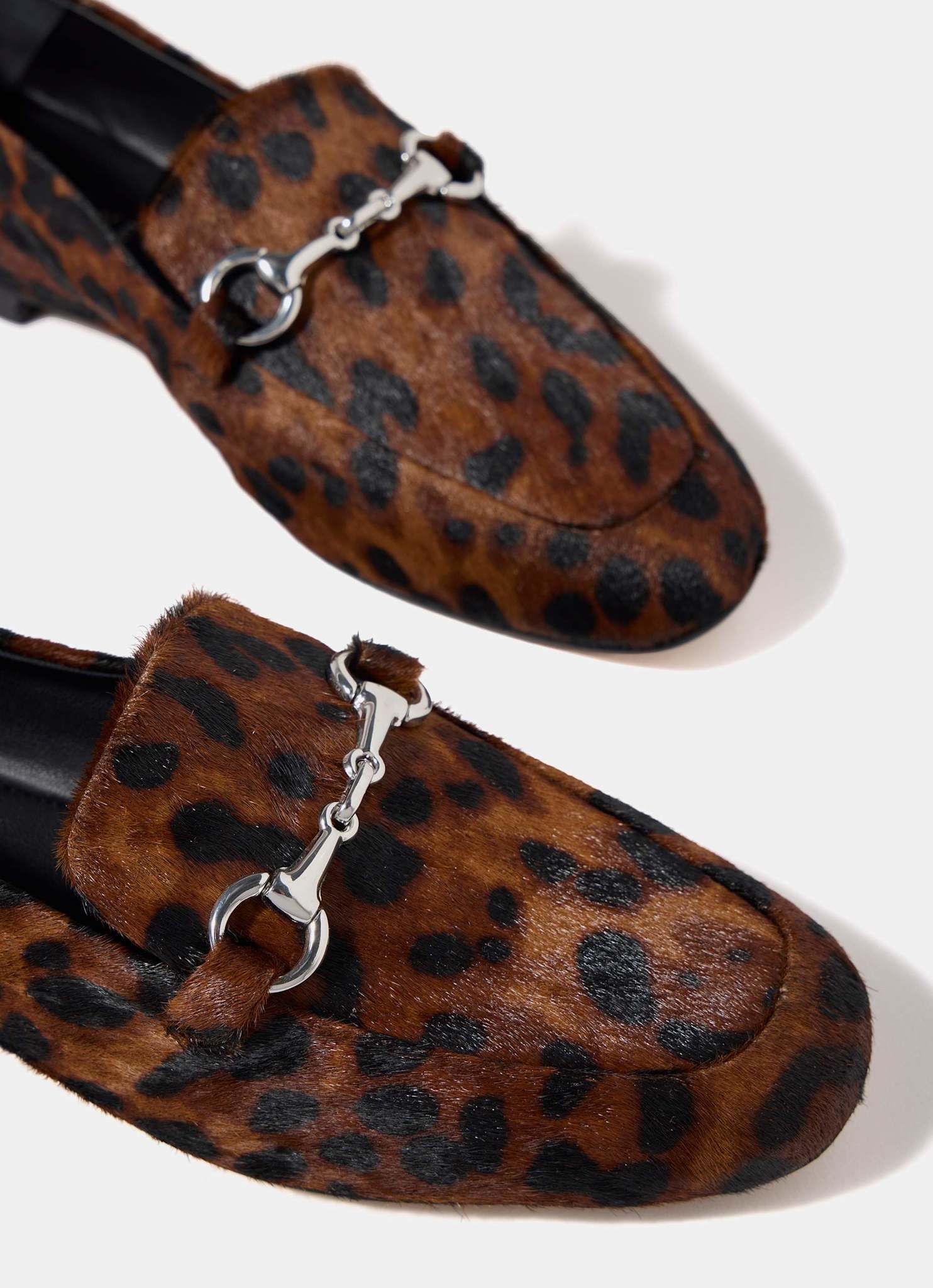 Camille Leopard Print Textured Loafers