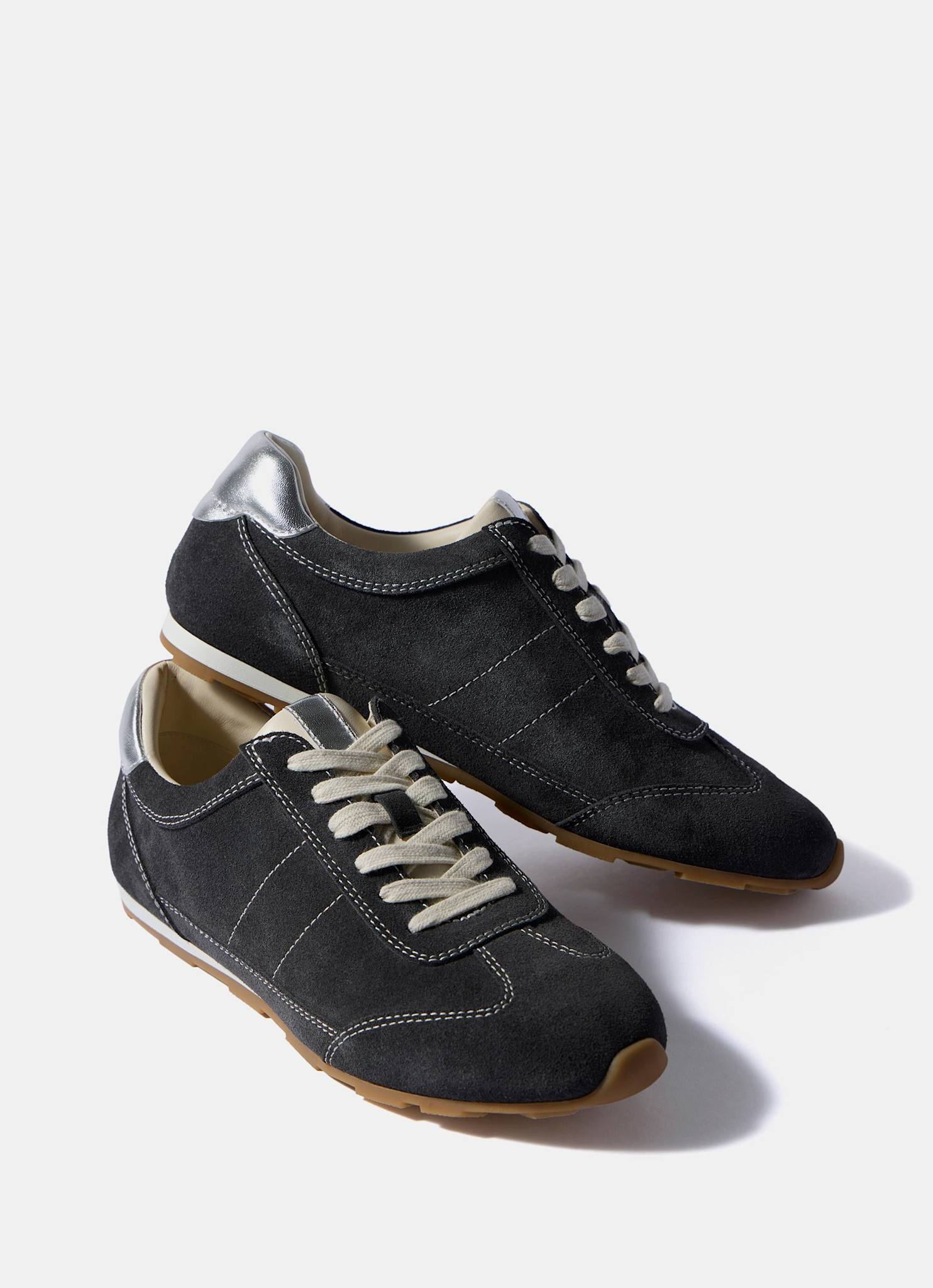 Vick Dark Grey Suede Trainers