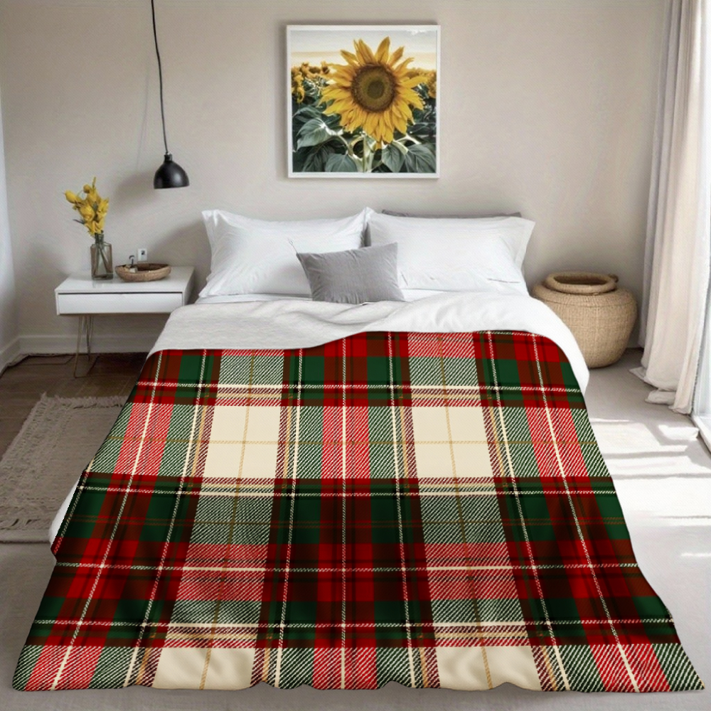 Classic Christmas Plaid Throw Blanket – Red, Green & Cream