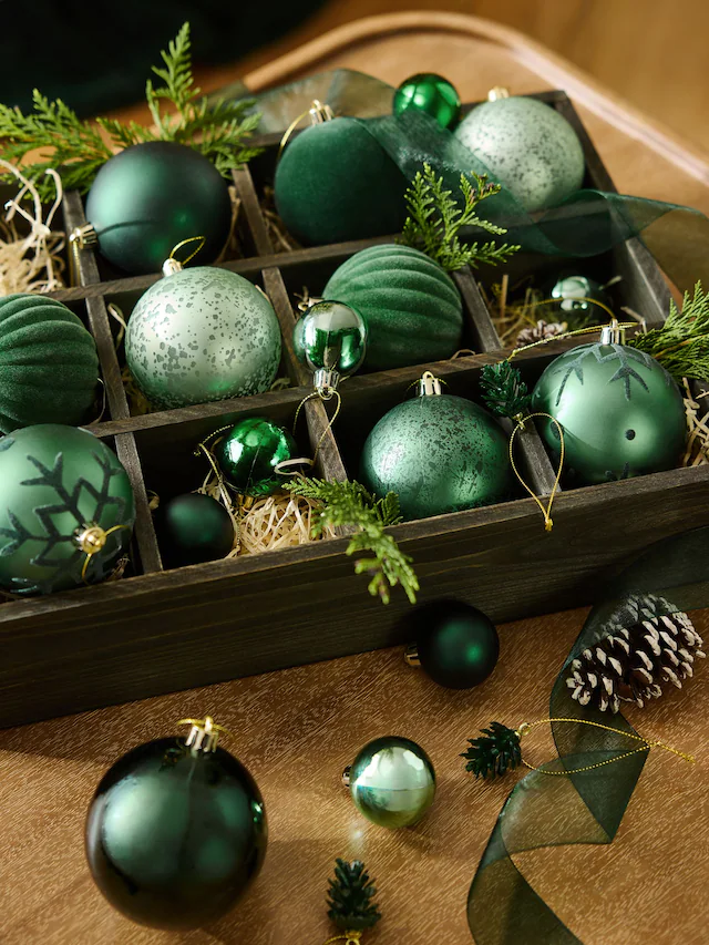 Lot de 50 boules de Noël vert forêt foncé incassables