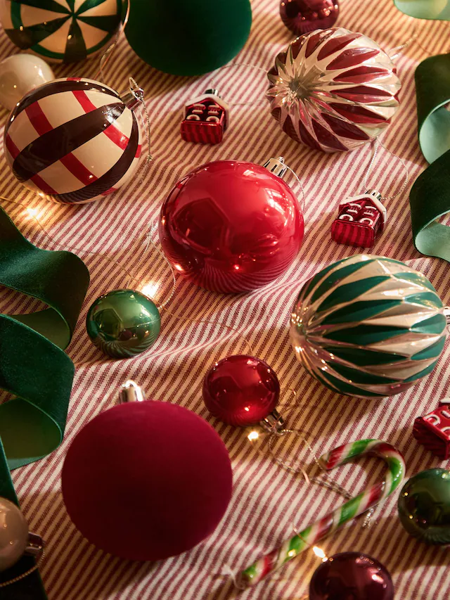 Lot de 50 boules de Noël classiques rouges et vertes incassables