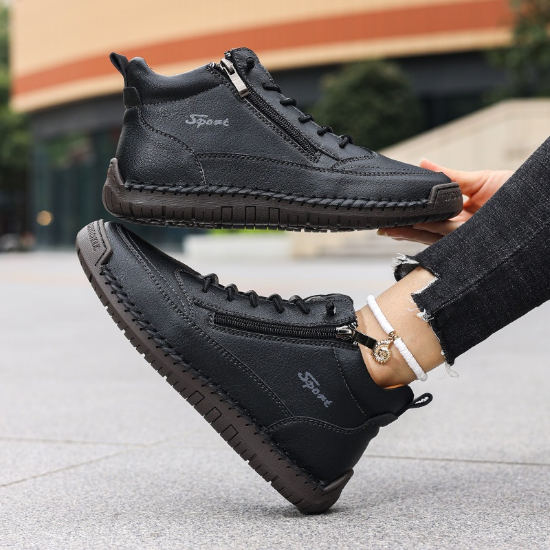 Comfort Without Compromise: The Craftsman Leather Ankle Boot for the Modern Man (‑70% Limited Offer)