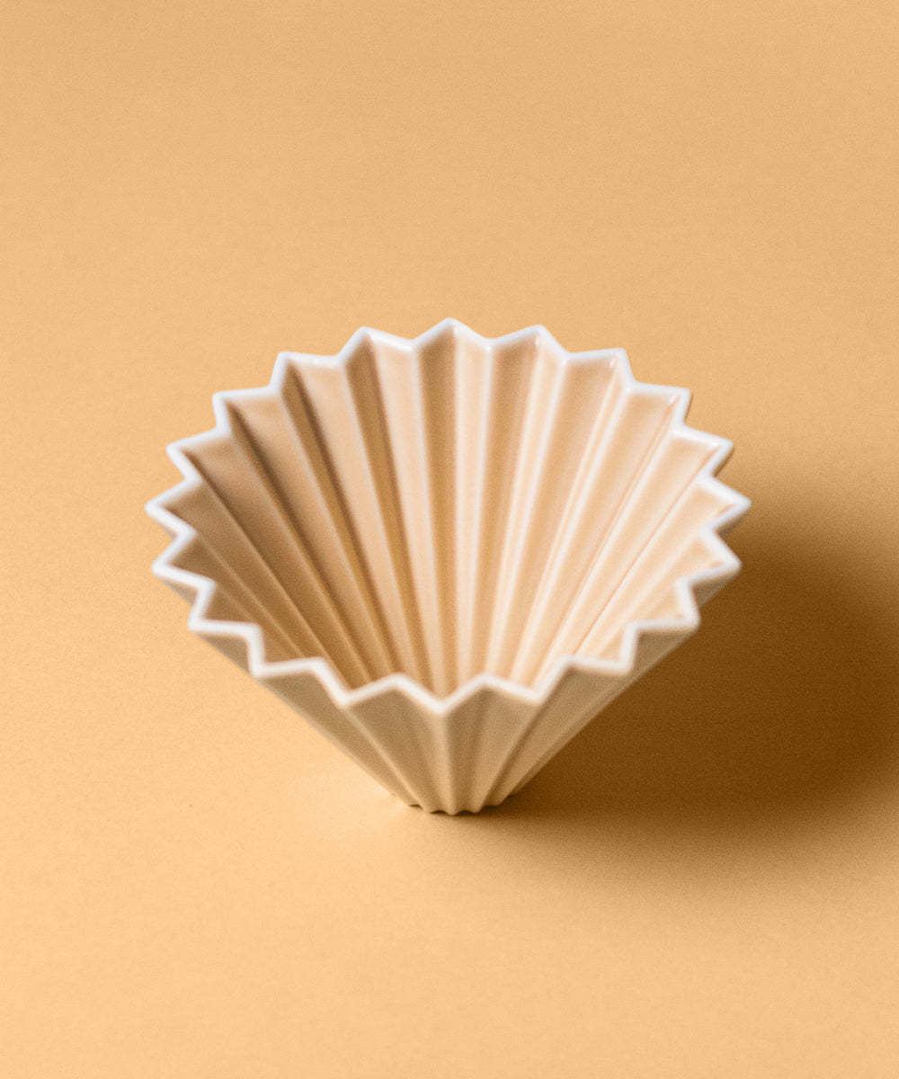 amoraspot Ceramic Dripper - Medium for 1-4 Cup Brewing