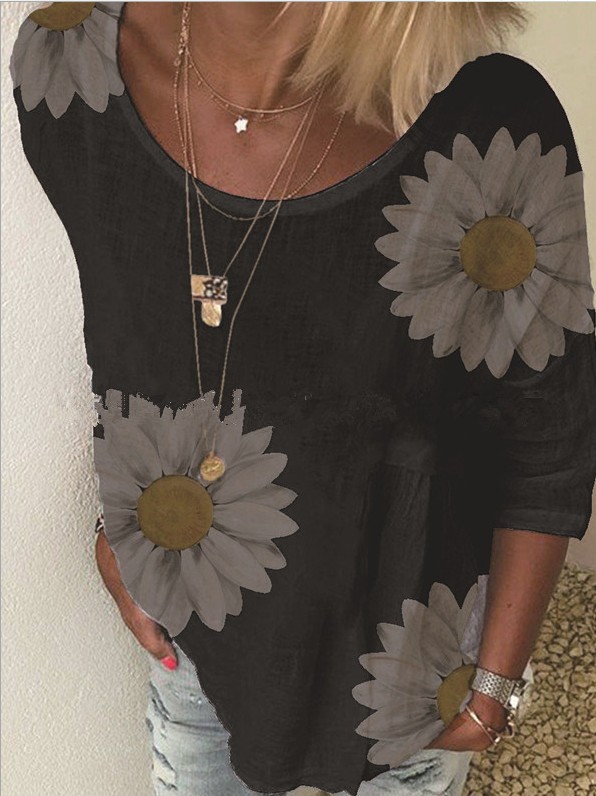 Chrysanthemum Print Round Neck 3/4 Sleeve T-Shirt for Women