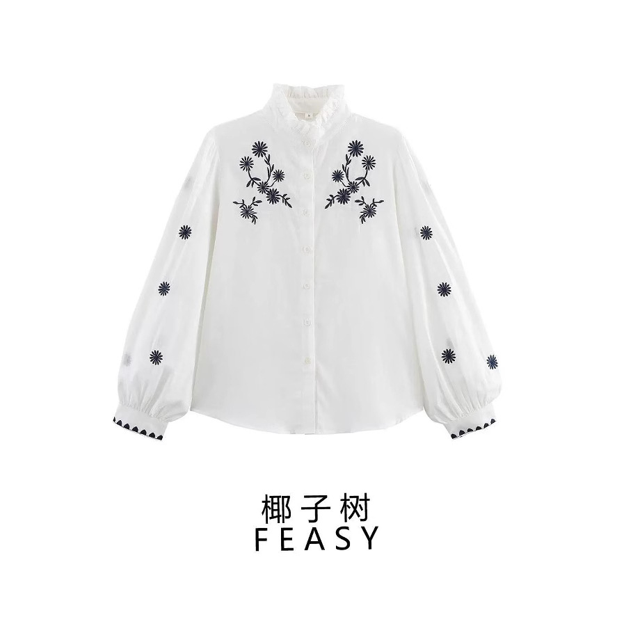 Retro Floral Embroidered V-Neck Long-Sleeve Top