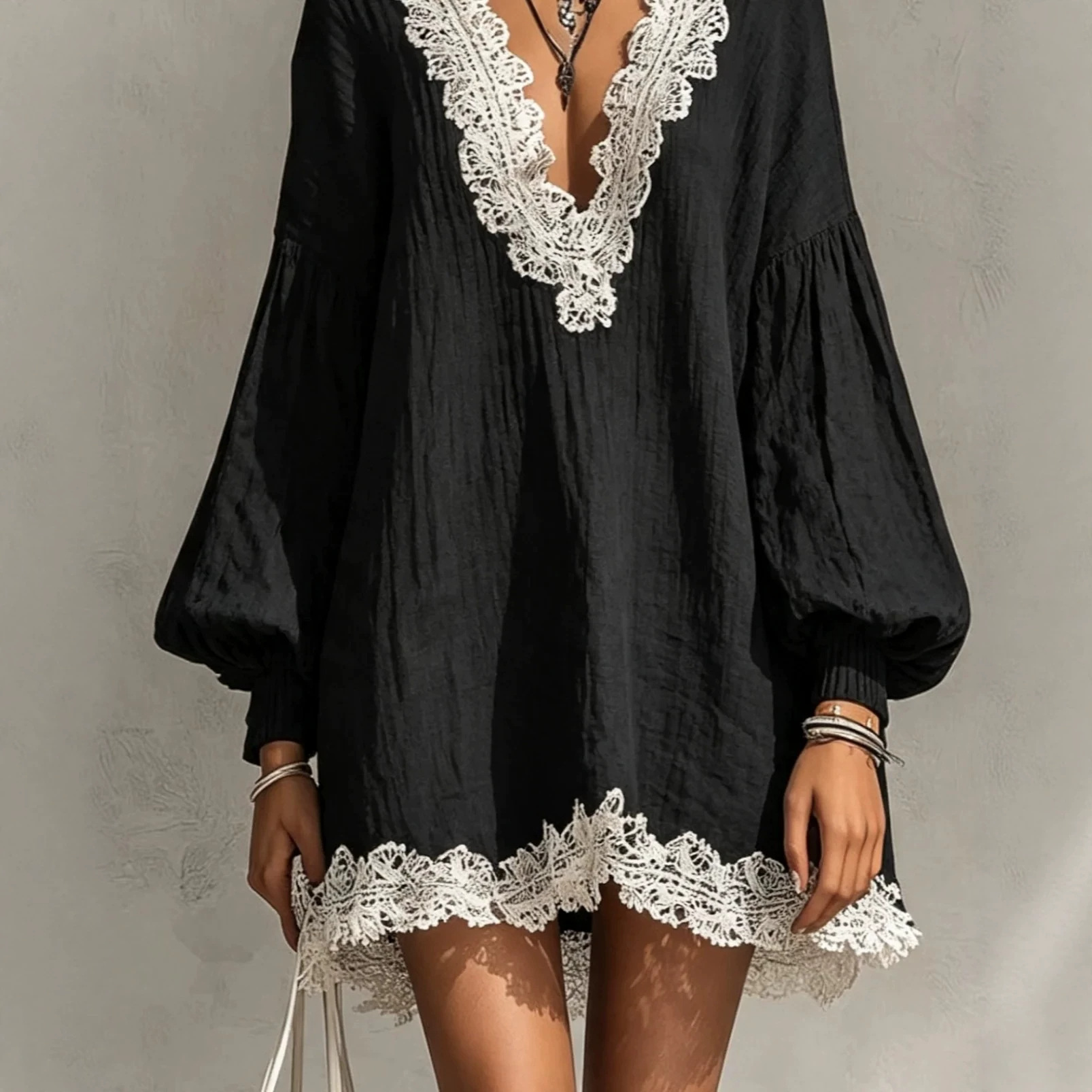 Color-Block Lace V-Neck Short Dress with Lantern Sleeves