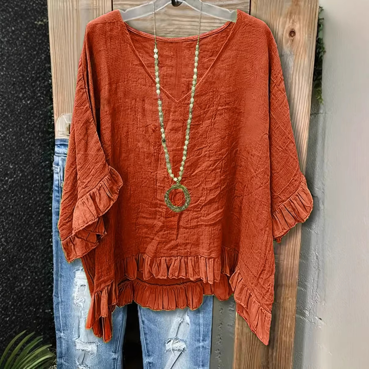 Women's Polyester-Cotton Solid Color Loose Ruffle Hem V-Neck Three-Quarter Sleeve Top T-Shirt