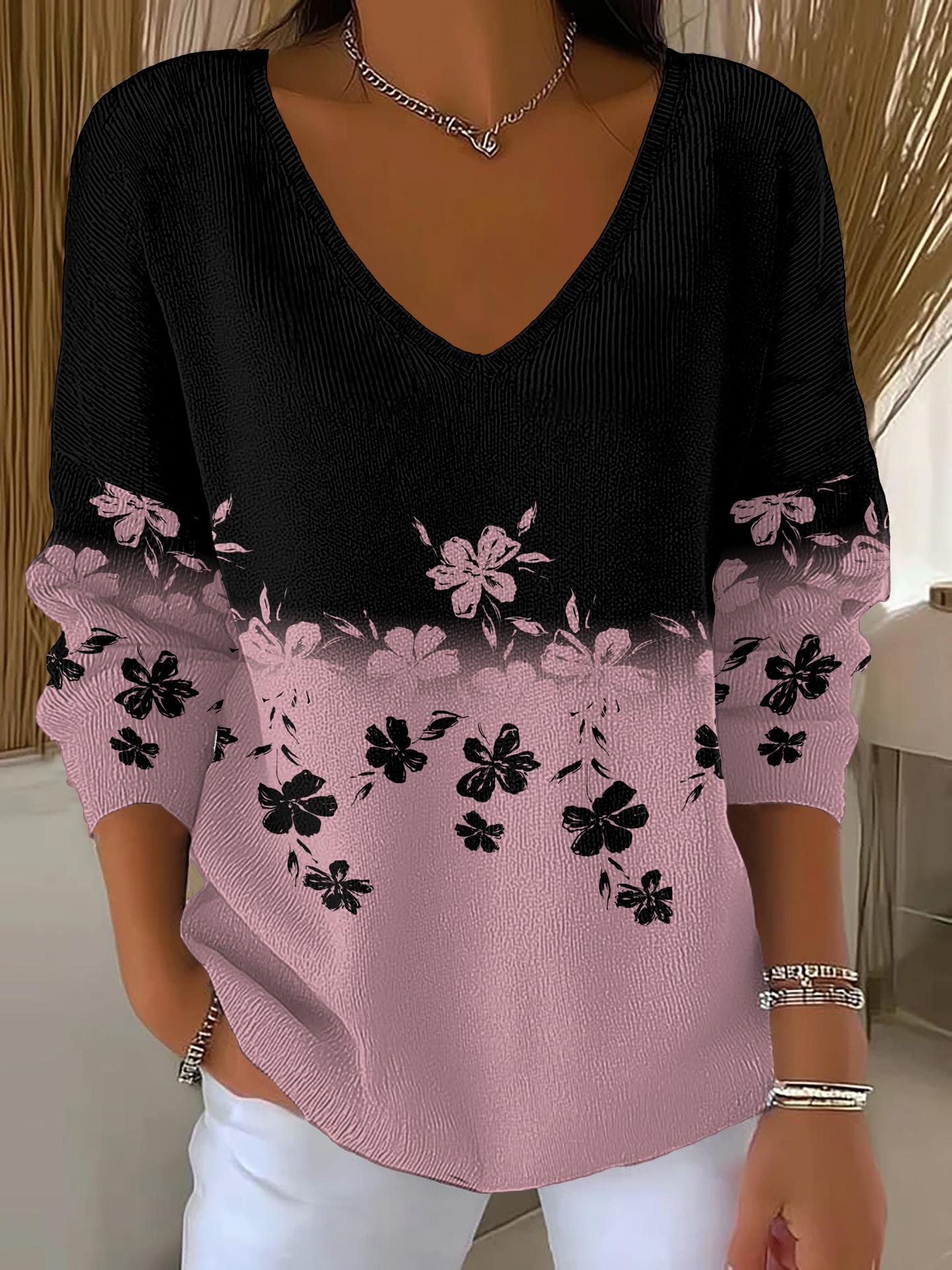 Women's Floral Star Print V-Neck Long-Sleeve T-Shirt