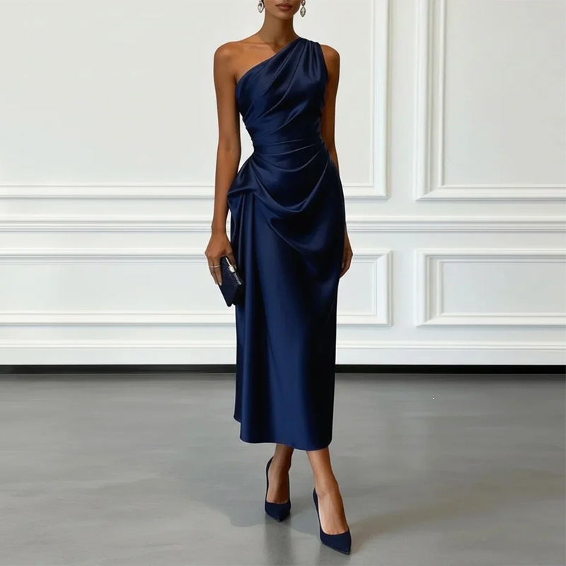 Women's Off-Shoulder Evening Dress Elegant Slim-Fit Solid Color Long Gown