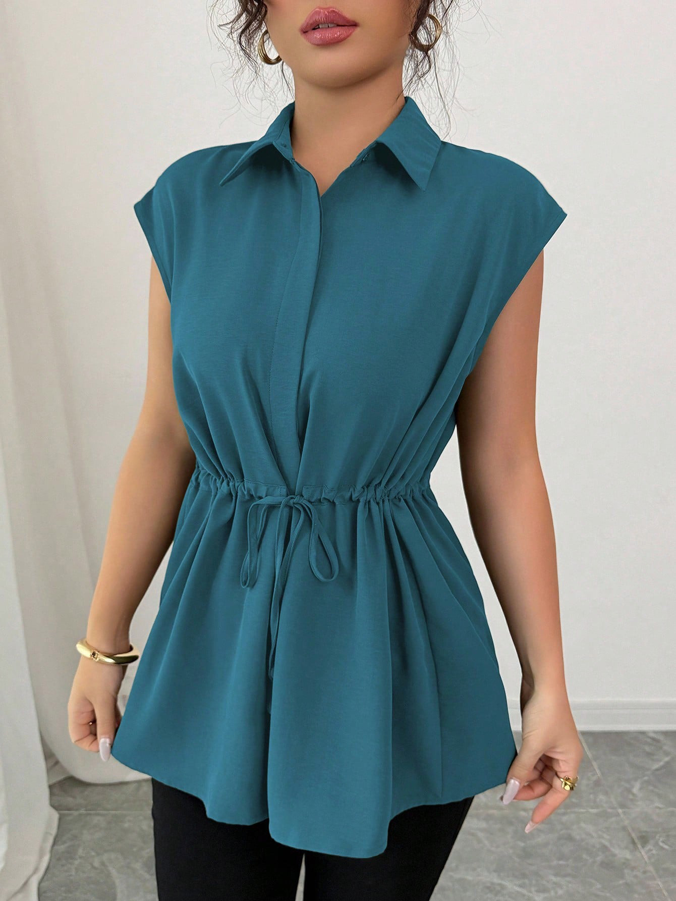 Women's Loose Fit Single-Breasted Solid Color Polo Collar Short Sleeve Top