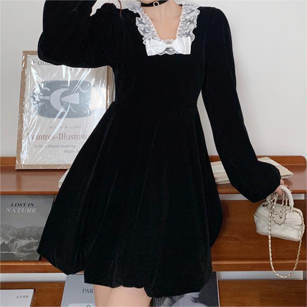 Retro Velvet Little Black Dress with Bow, Plus Size Slimming Mini Dress