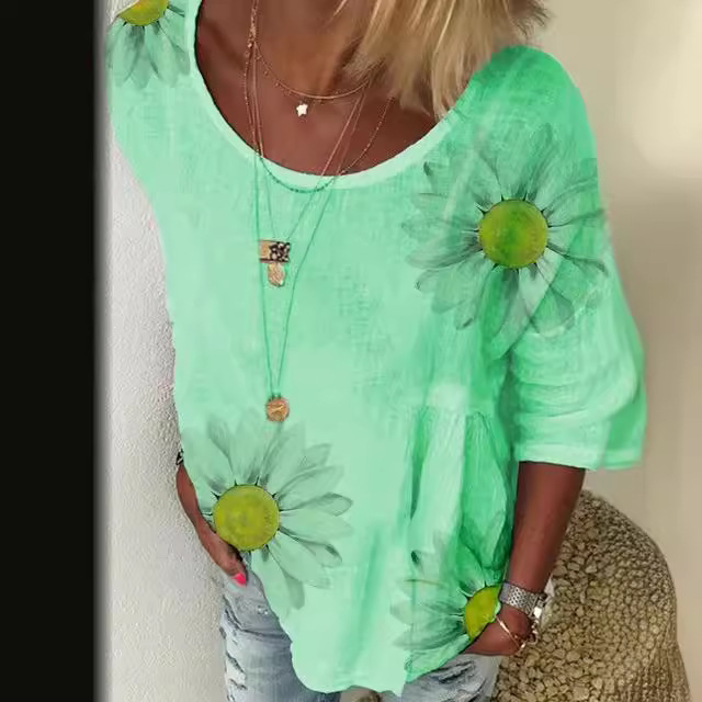 Chrysanthemum Print Round Neck 3/4 Sleeve T-Shirt for Women