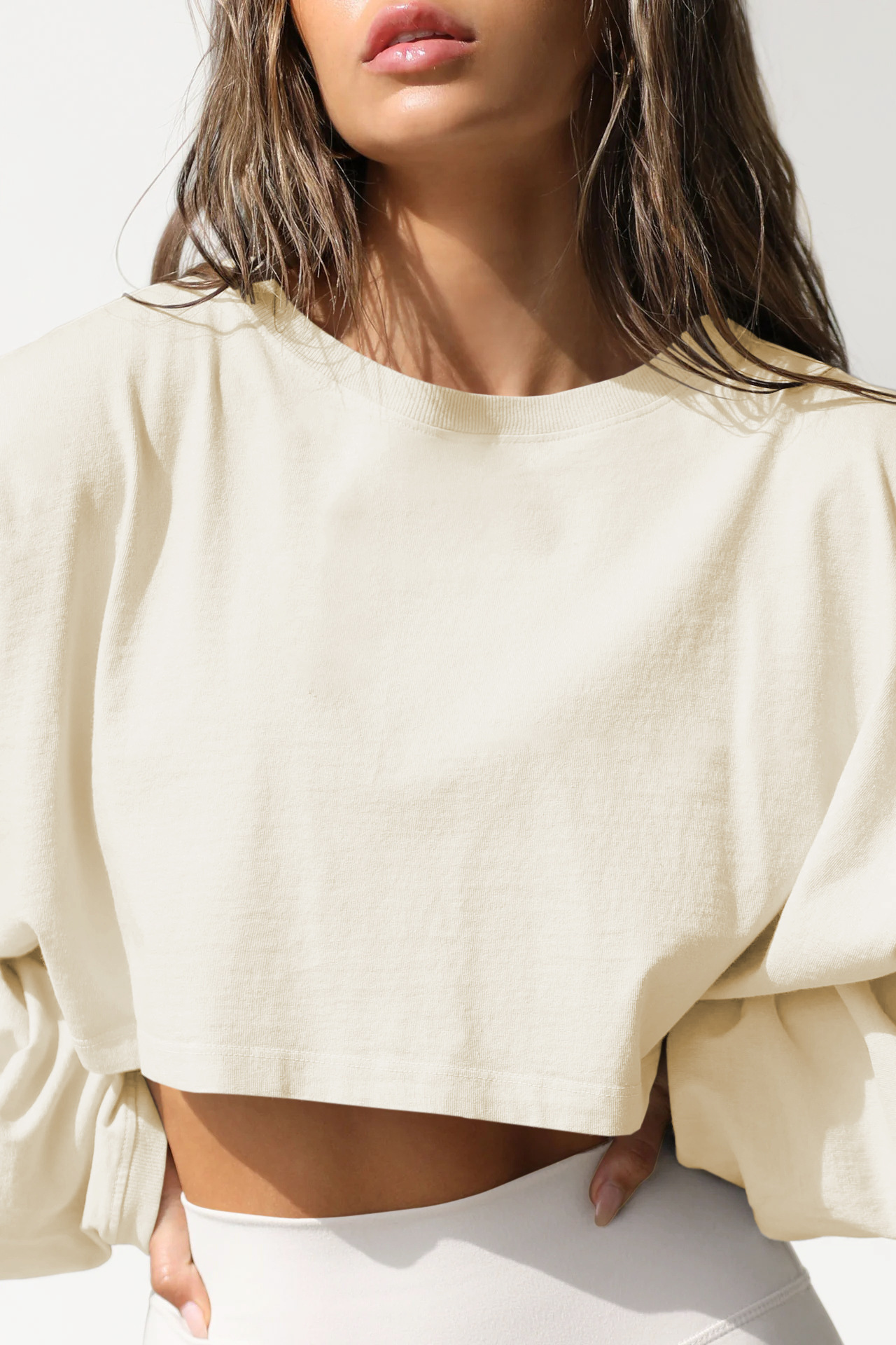 Women's Cropped Crewneck Sweatshirt Long Sleeve Knit Top