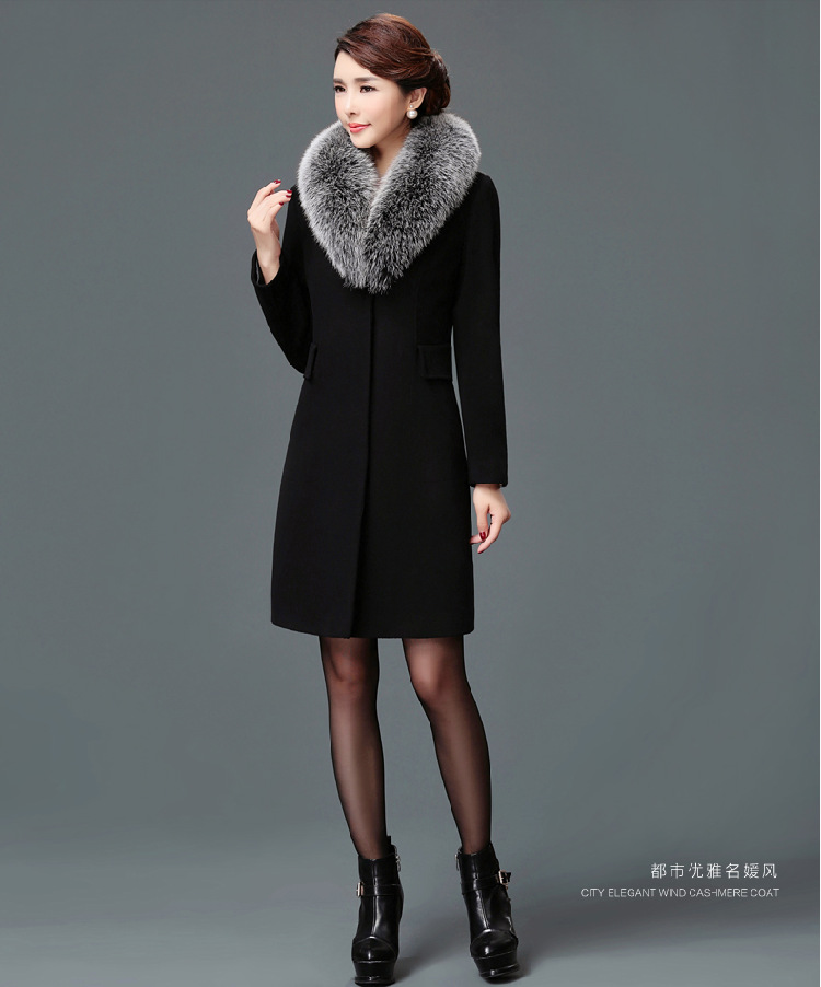 Women's Korean-Style Wool Coat with Fur Collar, Mid-Length Slim Fit