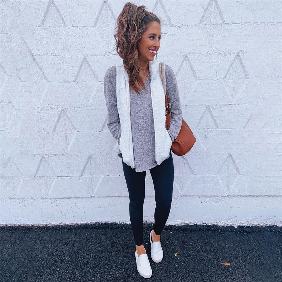 Women's Fleece Zip-Up Vest with Pockets
