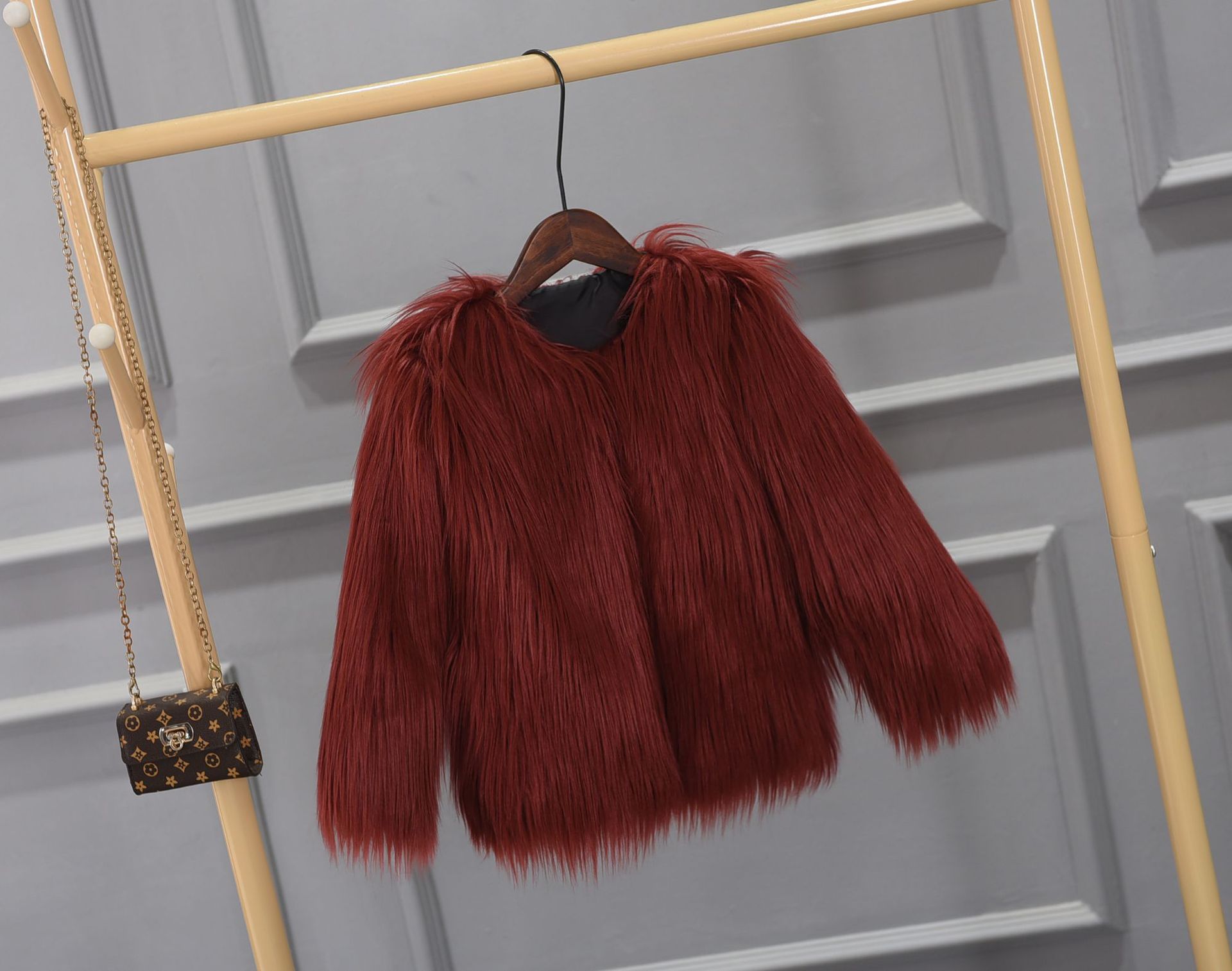 Plus Size Faux Fur Coat Short Crew Neck Nine-Tenth Sleeve