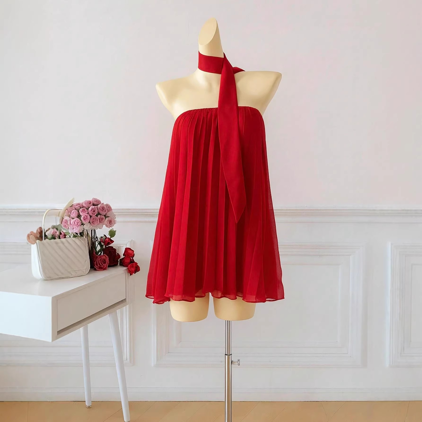 Women's Backless Chiffon Dress Halter Neck Sleeveless Bubble Hem Mini