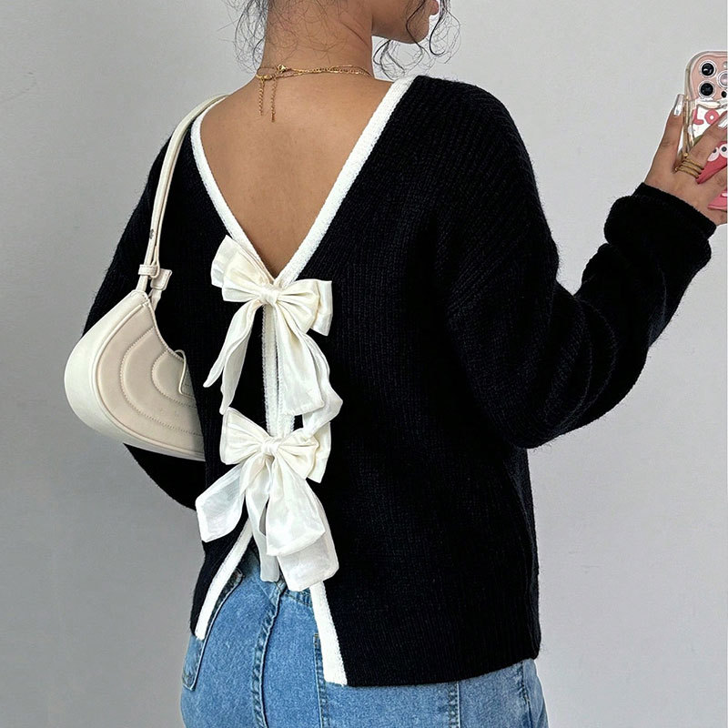 Women's Back Bow Crewneck Pullover Knit Sweater