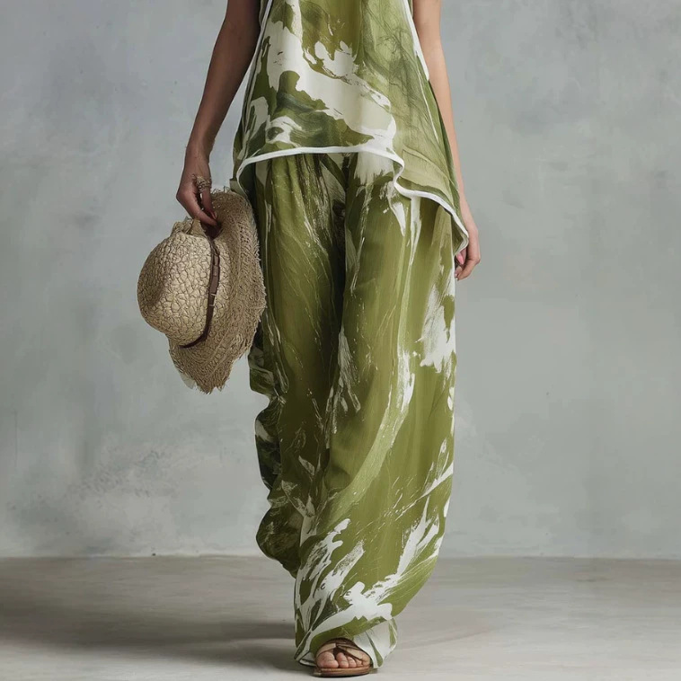 Retro Brush Print Green Chiffon Open-Back Top and Pants Set