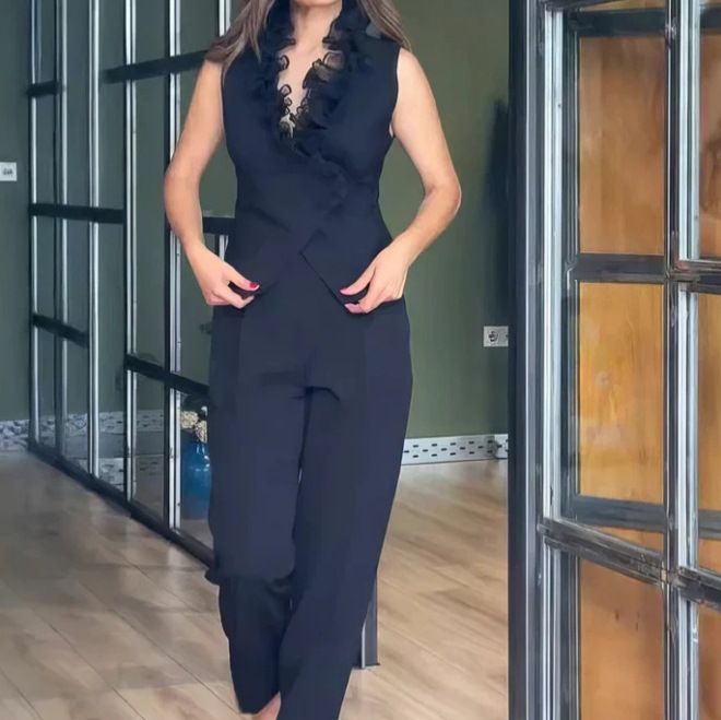 Women's Sleeveless 3D Floral Top and Pants Two-Piece Set