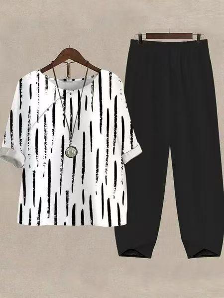 Women's Printed Two-Piece Set with Round Neck Half-Sleeve Top and Loose Pants
