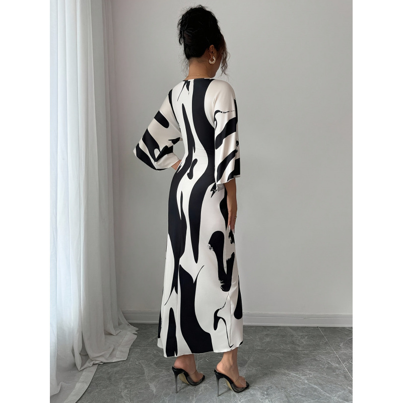 Apricot Print Knit V-Neck Tie-Waist Bodycon Dress with Asymmetric Hem