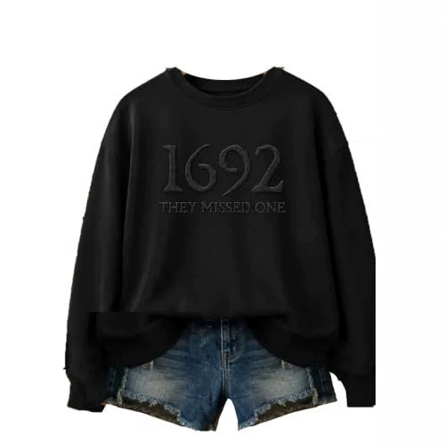Women's Witch Castle Tree Ghost Print Sweatshirt