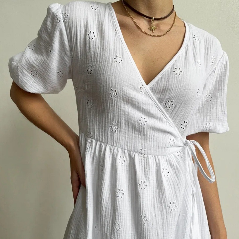 Deep V Bubble Sleeve A-Line Maxi Dress