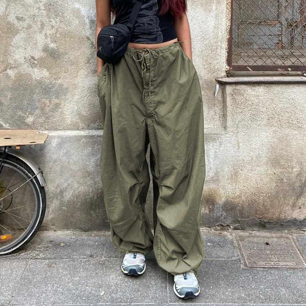 Women's Low-Rise Wide-Leg Cargo Pants with Big Pockets and Drawstring