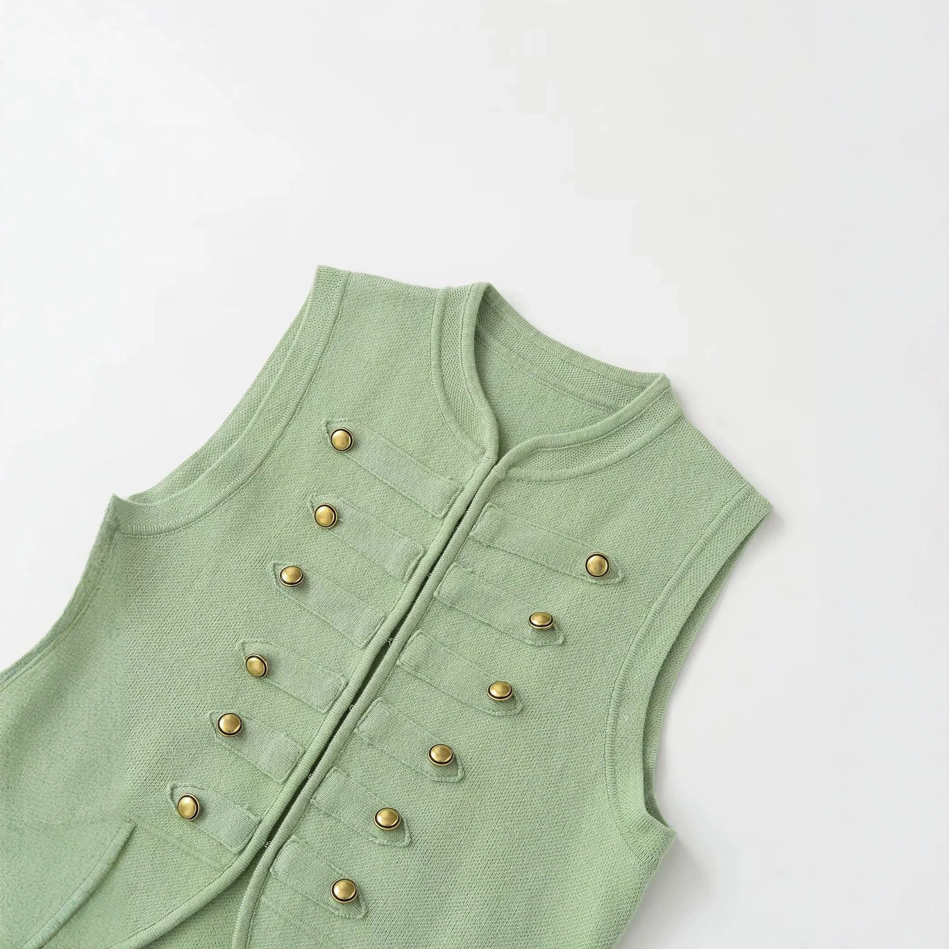 Women's Sleeveless Round Neck Knit Vest with Button Detail