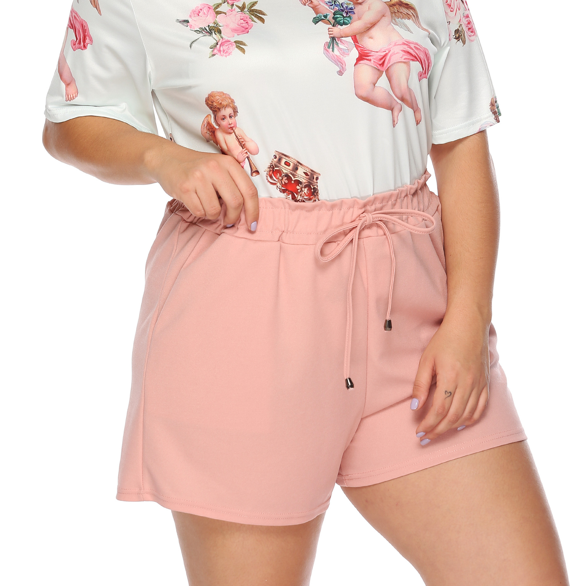 Plus Size Women's Elastic Waist Drawstring Casual Shorts with Pockets