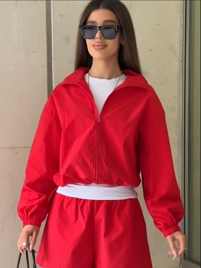 Women's Lightweight Stand Collar Zip Cardigan & Wide-Leg Shorts Set