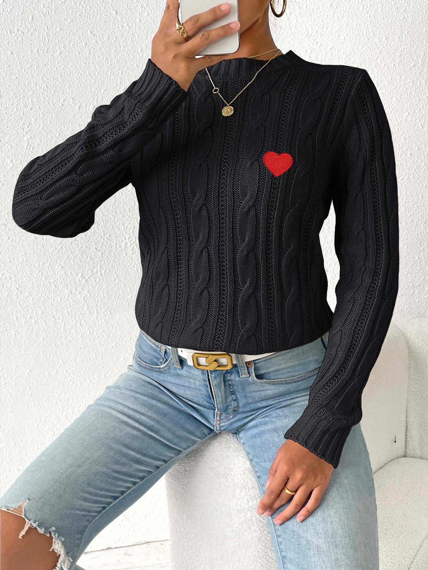 Women's Heart Applique Crewneck Knit Pullover Sweater
