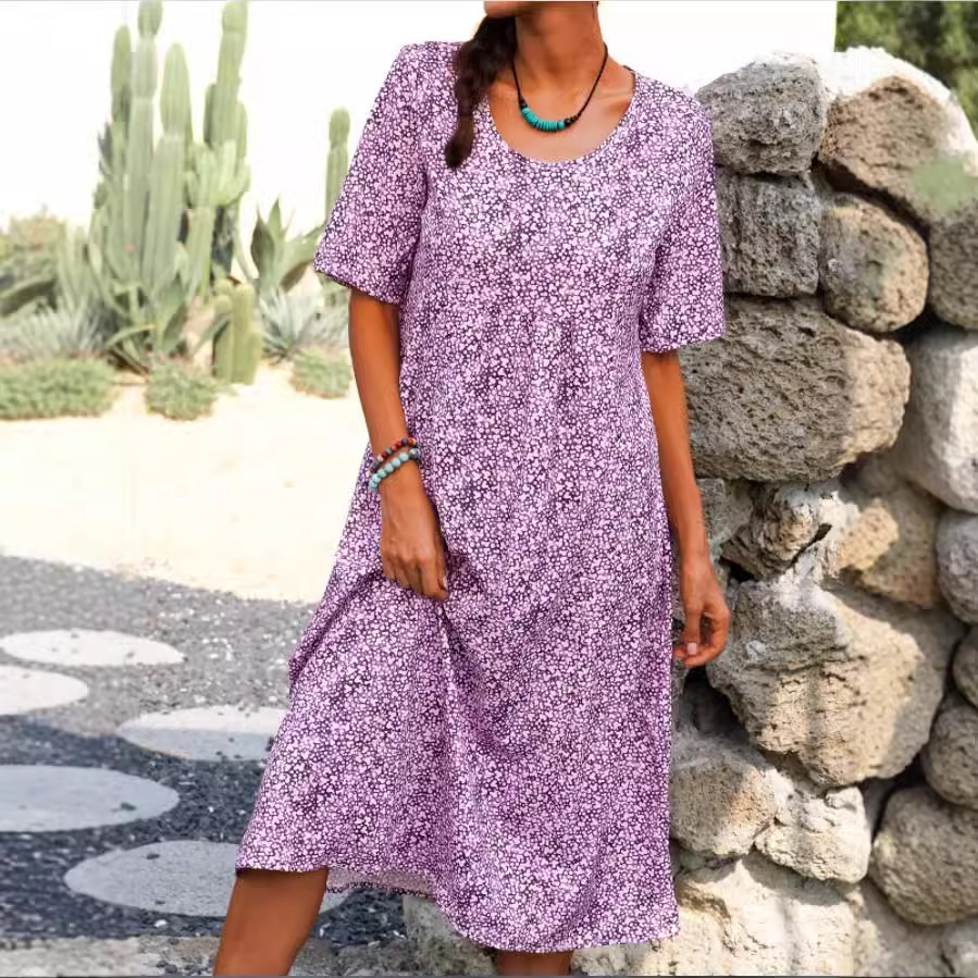 French Vacation Style Floral Midi Dress with Round Neck and Short Sleeves