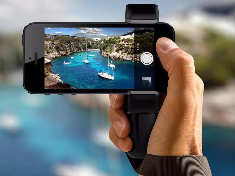 Is A telescope better than a camera lens?-Waves_test