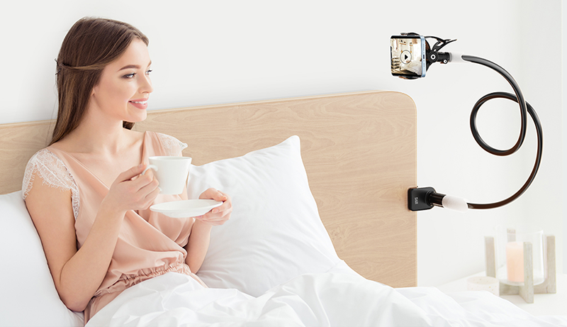 What is the healthiest way to hold your phone?-Waves_test