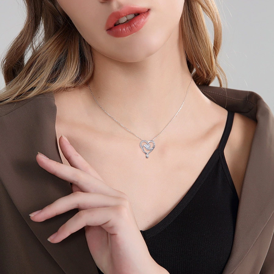 925 Sterling Silver Love Heart Pendant Necklace 