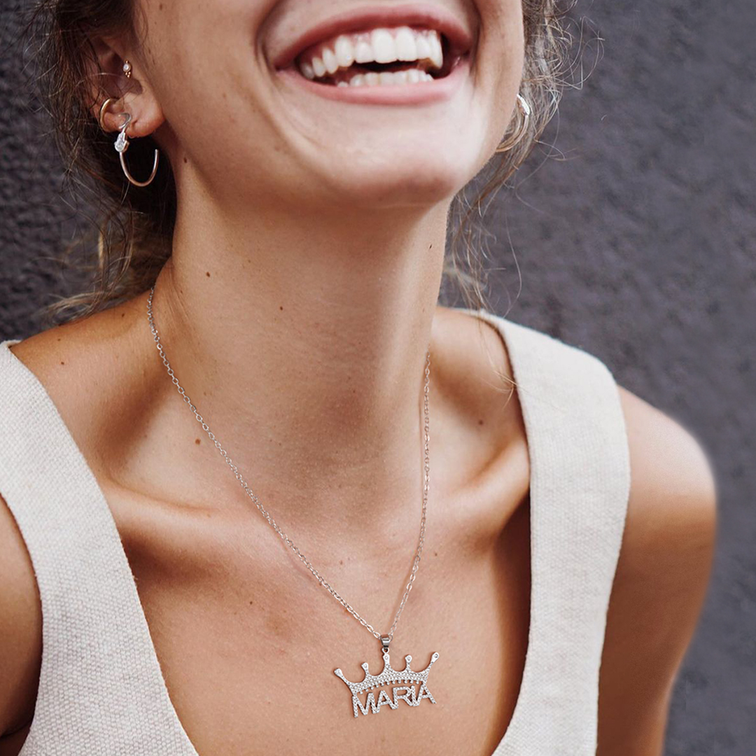 Queen Necklace with Name