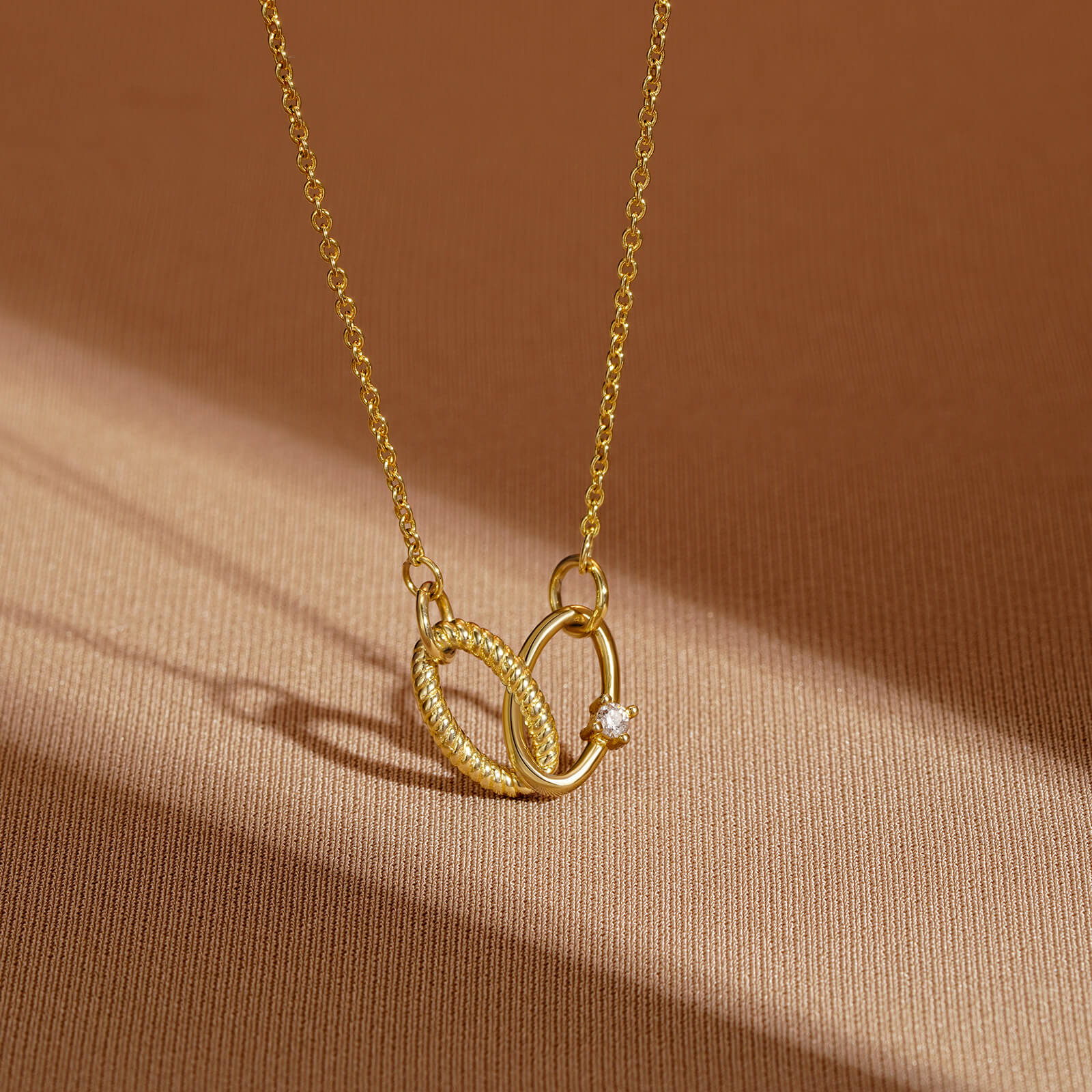 Double Oval Link Necklace